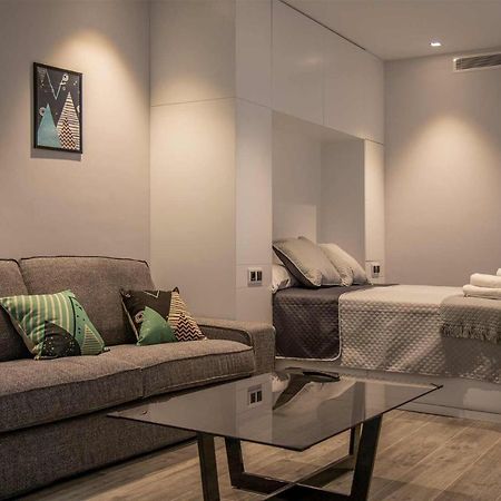 Apartamentos Vacacional En Plaza De Espana Nerja Bagian luar foto