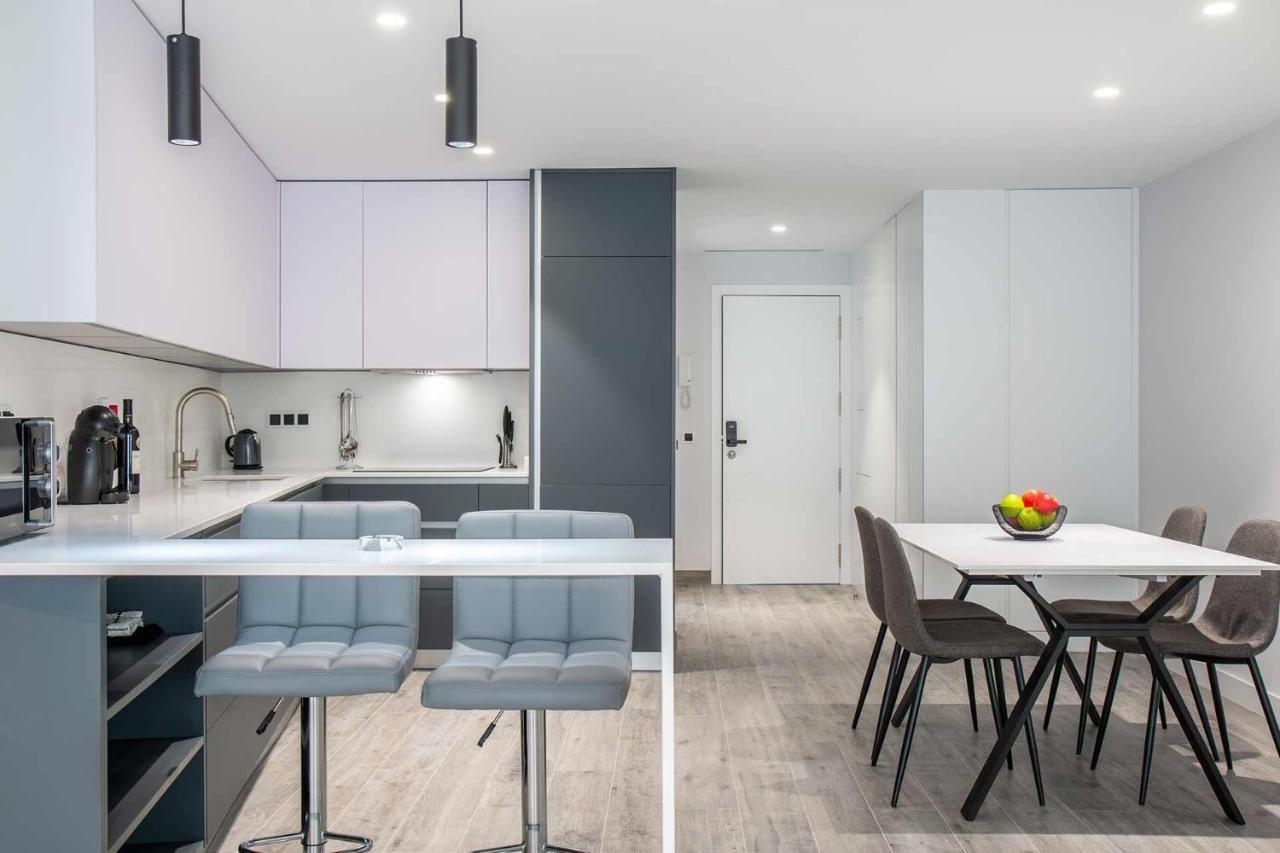 Apartamentos Vacacional En Plaza De Espana Nerja Bagian luar foto