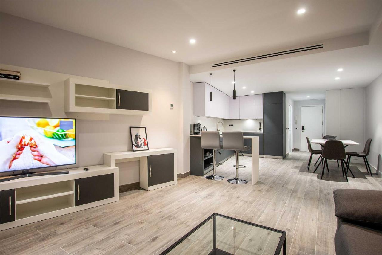 Apartamentos Vacacional En Plaza De Espana Nerja Bagian luar foto