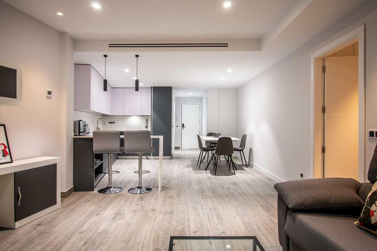 Apartamentos Vacacional En Plaza De Espana Nerja Bagian luar foto