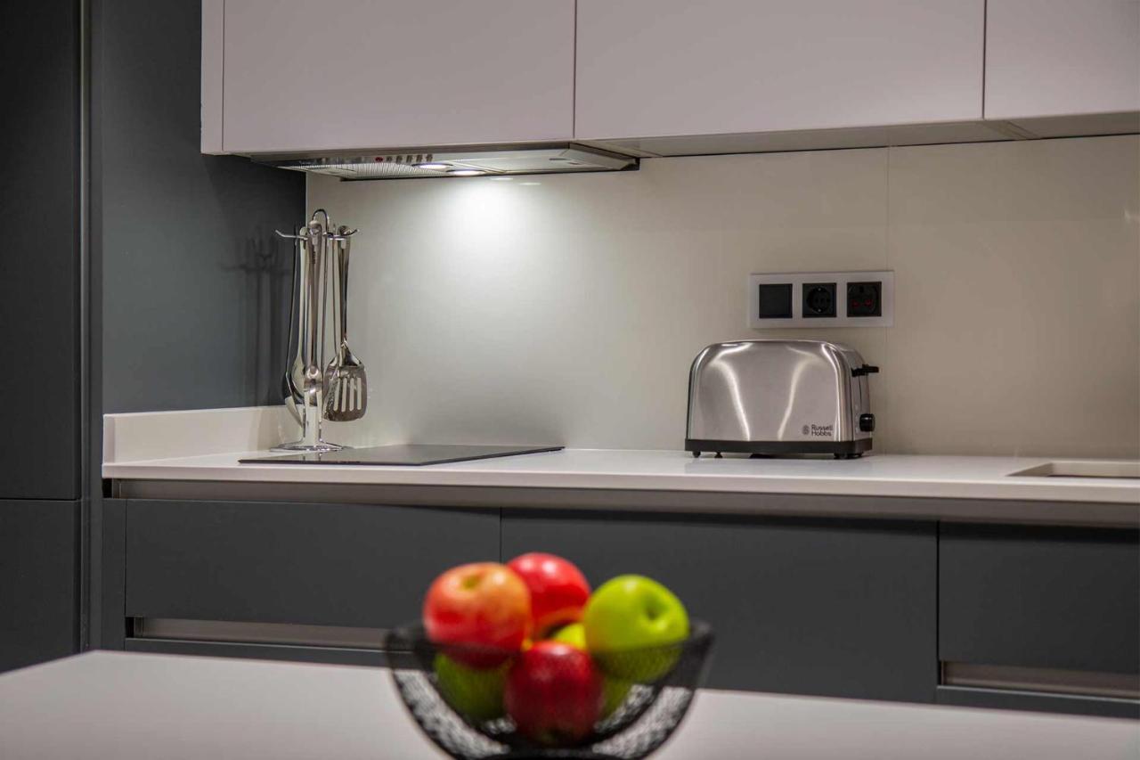 Apartamentos Vacacional En Plaza De Espana Nerja Bagian luar foto